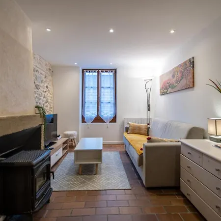 Le Puit Saint Jean 3 - For 2-4 People *